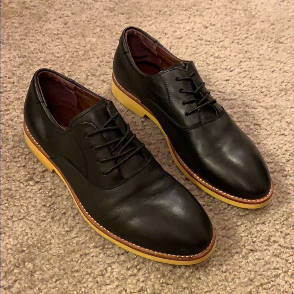 Leather shoes